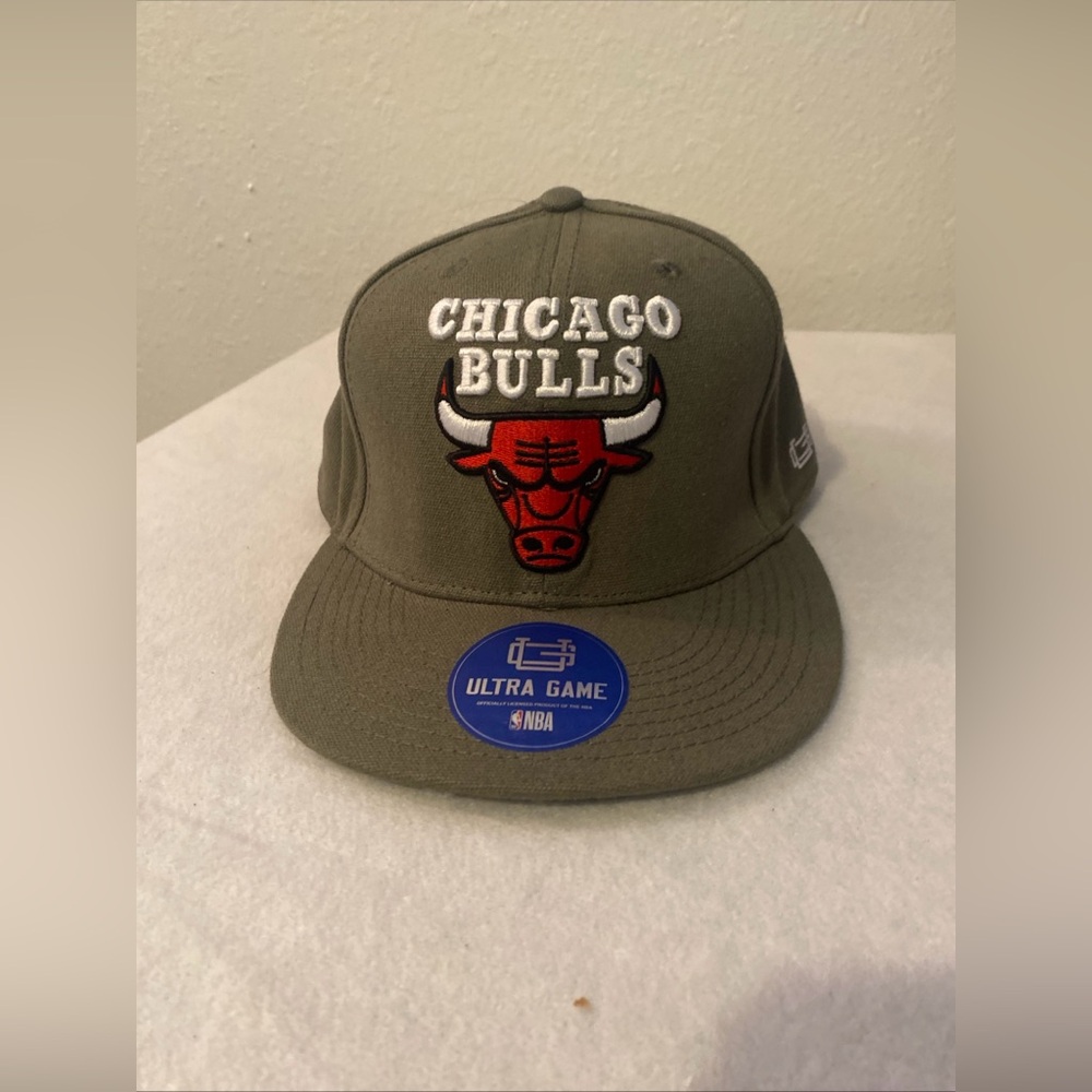 Ultra Game Chicago Bulls Hat Mens OSFM Olive Green New Canvas Flat Brim Snapback